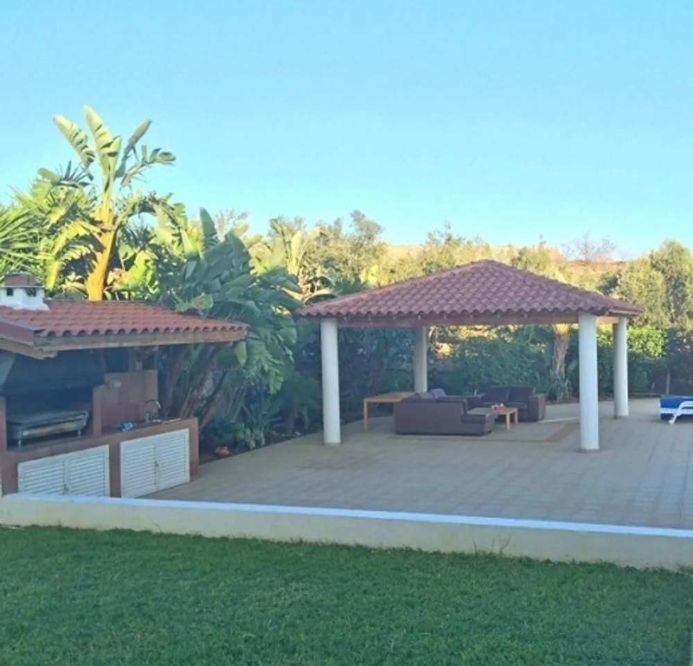 4 B/R Villa : Limassol, Monagrouli