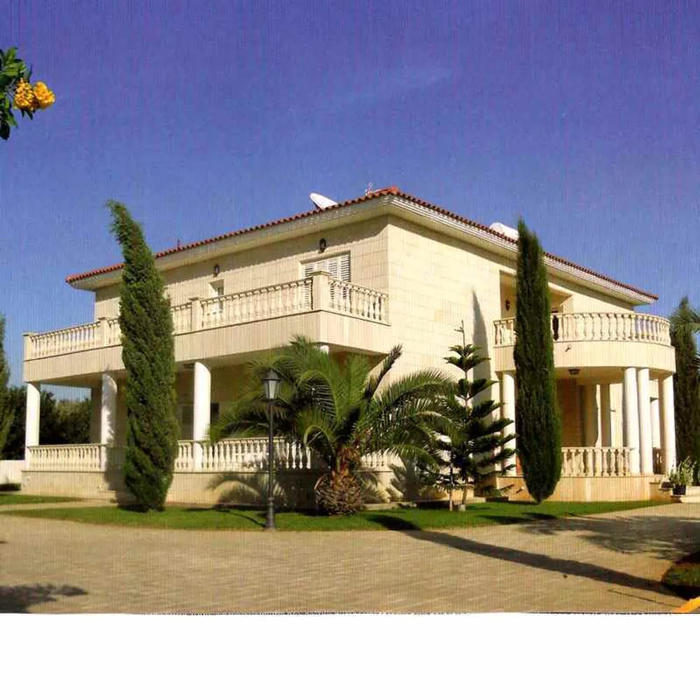 4 B/R Villa : Limassol, Monagrouli