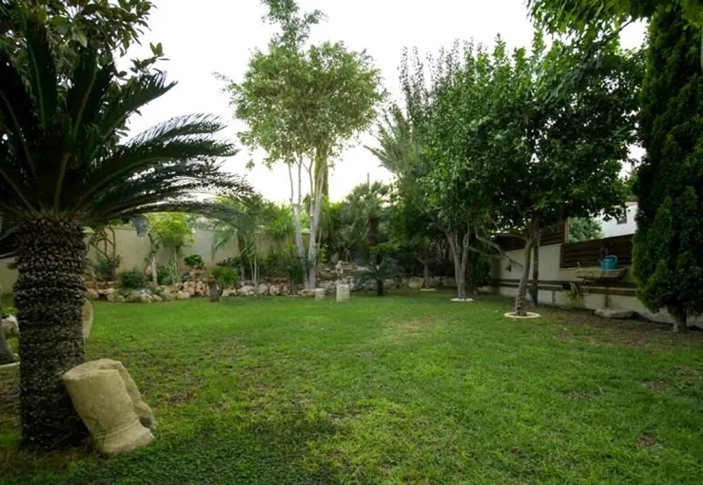 5 B/R Villa : Ayios Athanasios, Limassol, Ayios Athanasios