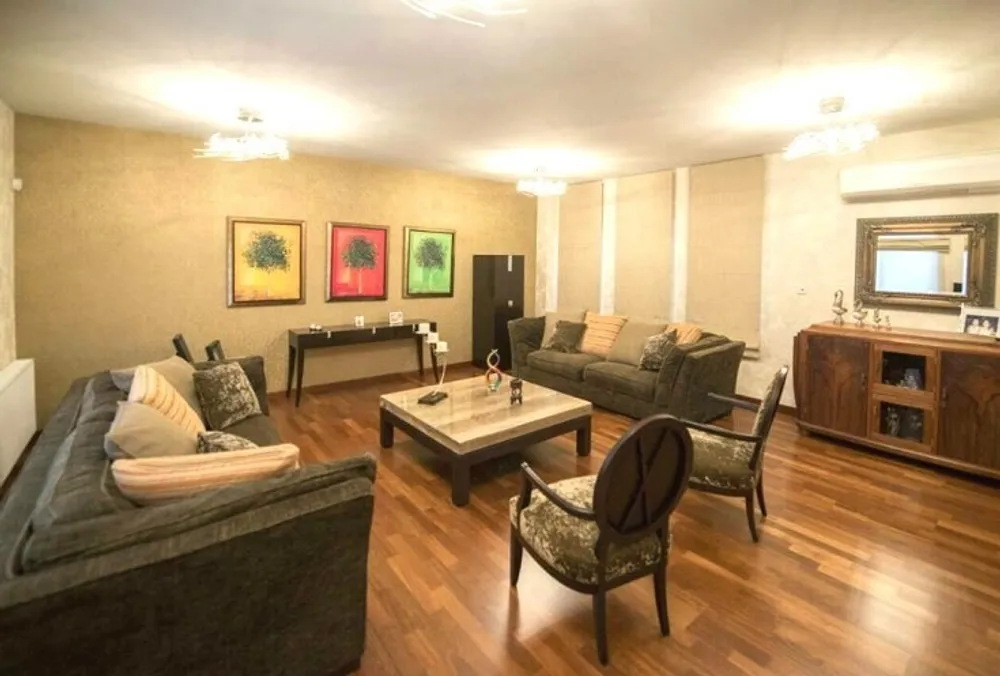 5 B/R Villa : Ayios Athanasios, Limassol, Ayios Athanasios