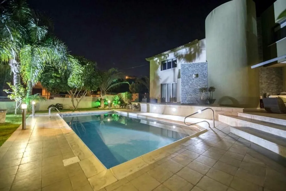 5 B/R Villa : Ayios Athanasios, Limassol, Ayios Athanasios