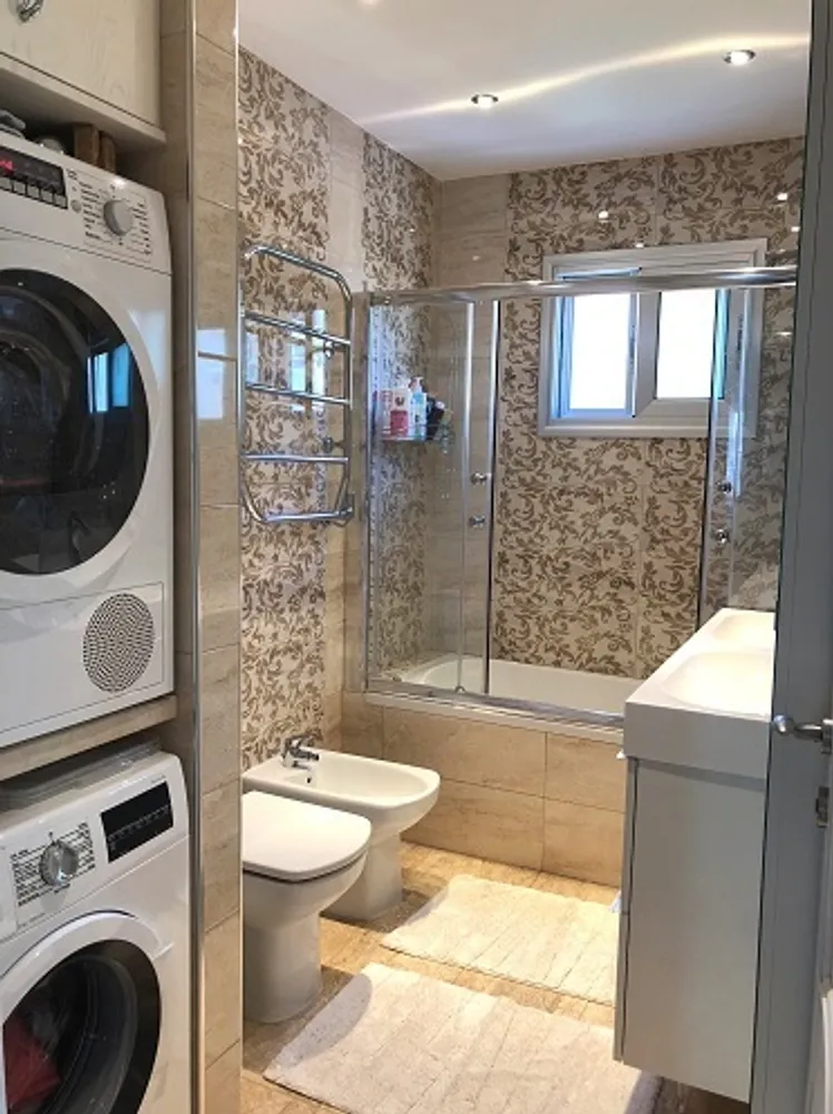 3 B/R Apartment : Germasoyia, Limassol, Germasogeia
