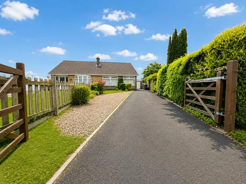 Leyside Drive, Allerton, BRADFORDphoto