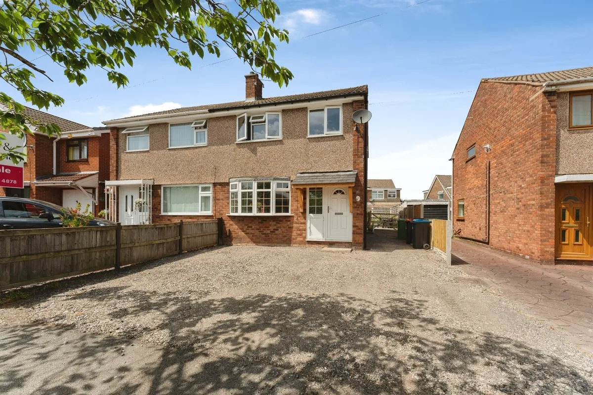 Hope Farm Road, Great Sutton, ELLESMERE PORT
