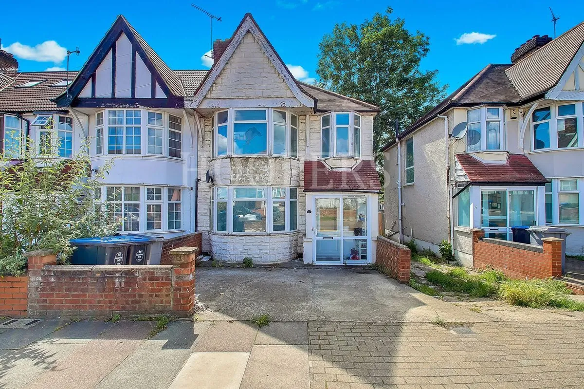 Ballogie Avenue, London, NW10