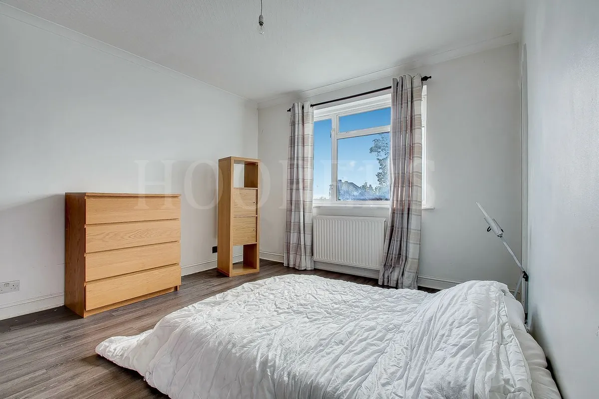 Ballogie Avenue, London, NW10