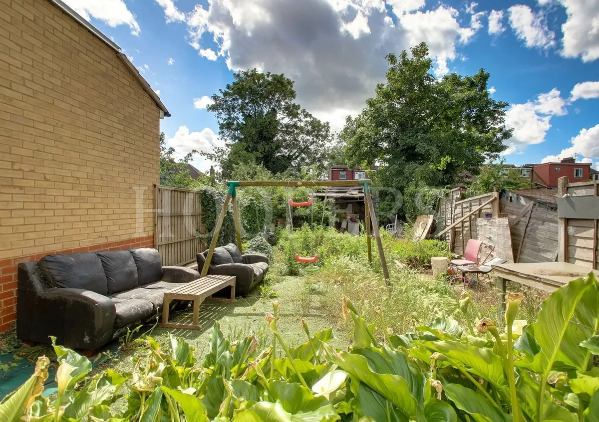 Ballogie Avenue, London, NW10
