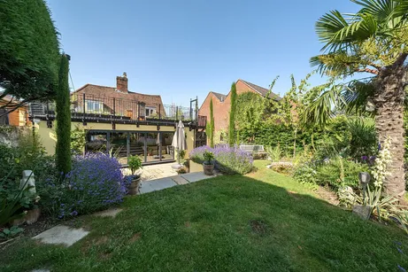 Chapel Street, Thatcham, RG18