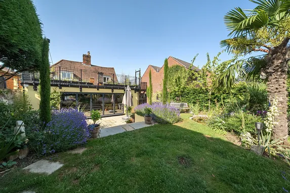 Chapel Street, Thatcham, RG18