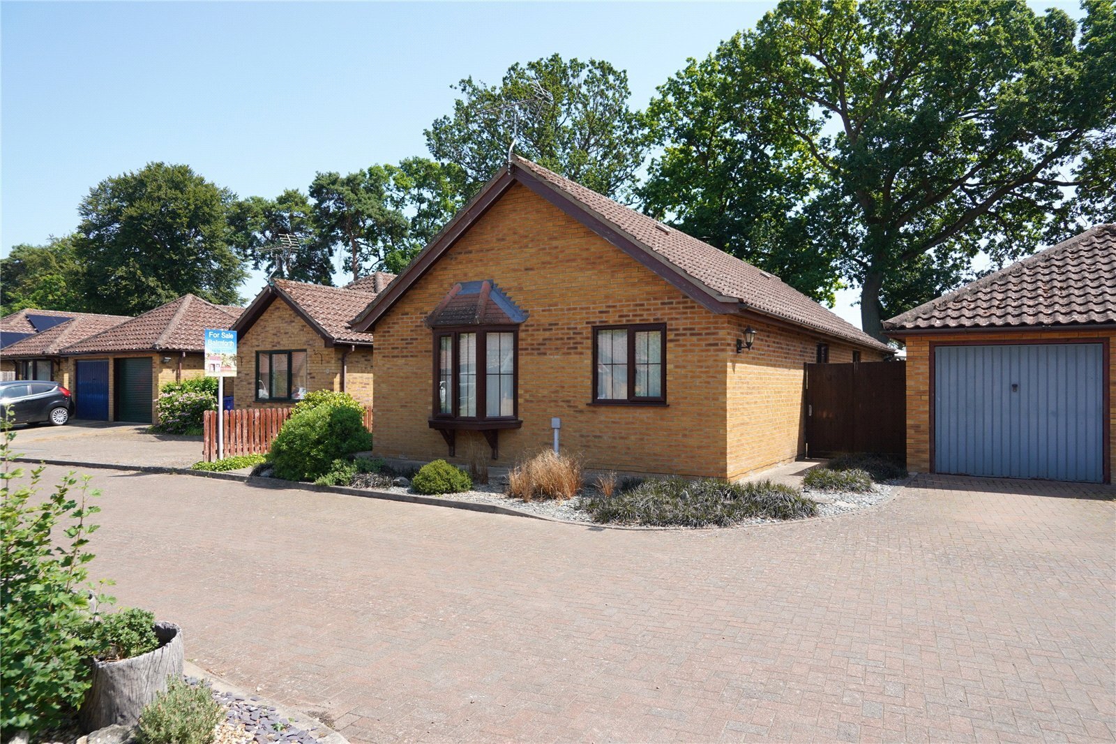 Meadow Drive, Lakenheath, Brandon, Suffolk, IP27 Image 1