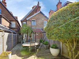 Rose Vale, Hoddesdon photo