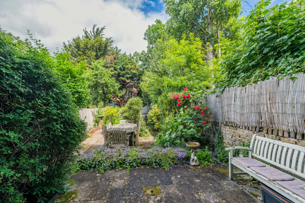 Bennett Park, Blackheath, SE3 photo 24