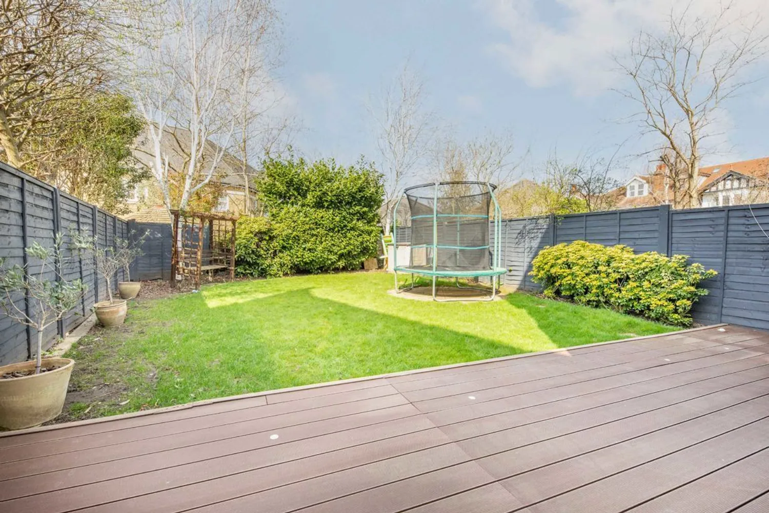 Admiralty Way, Teddington, TW11 photo 4