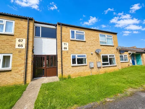 Highfield Crescent, KETTERINGphoto