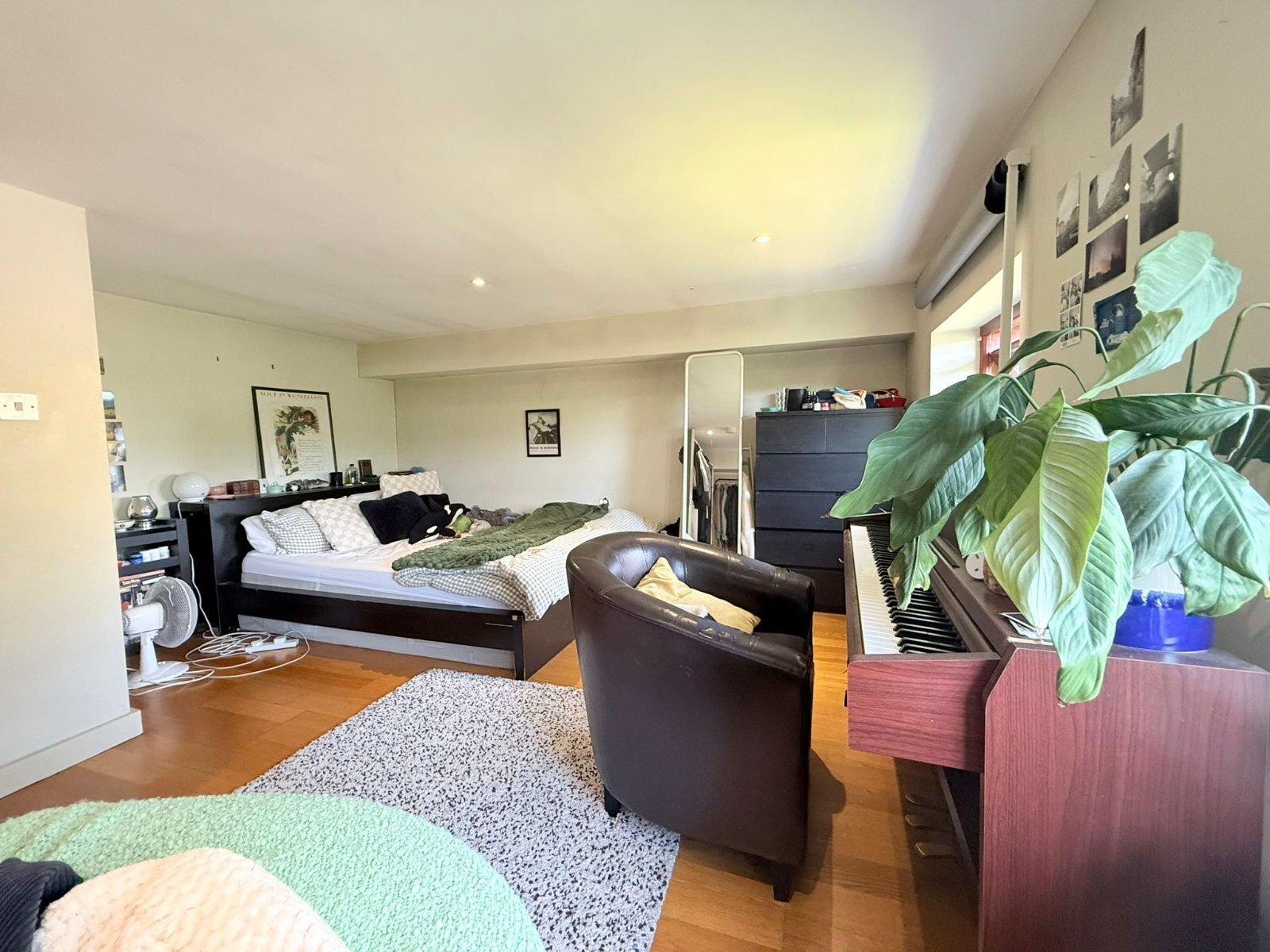 Surrey Quays, London, Greater London, SE16 Image 6