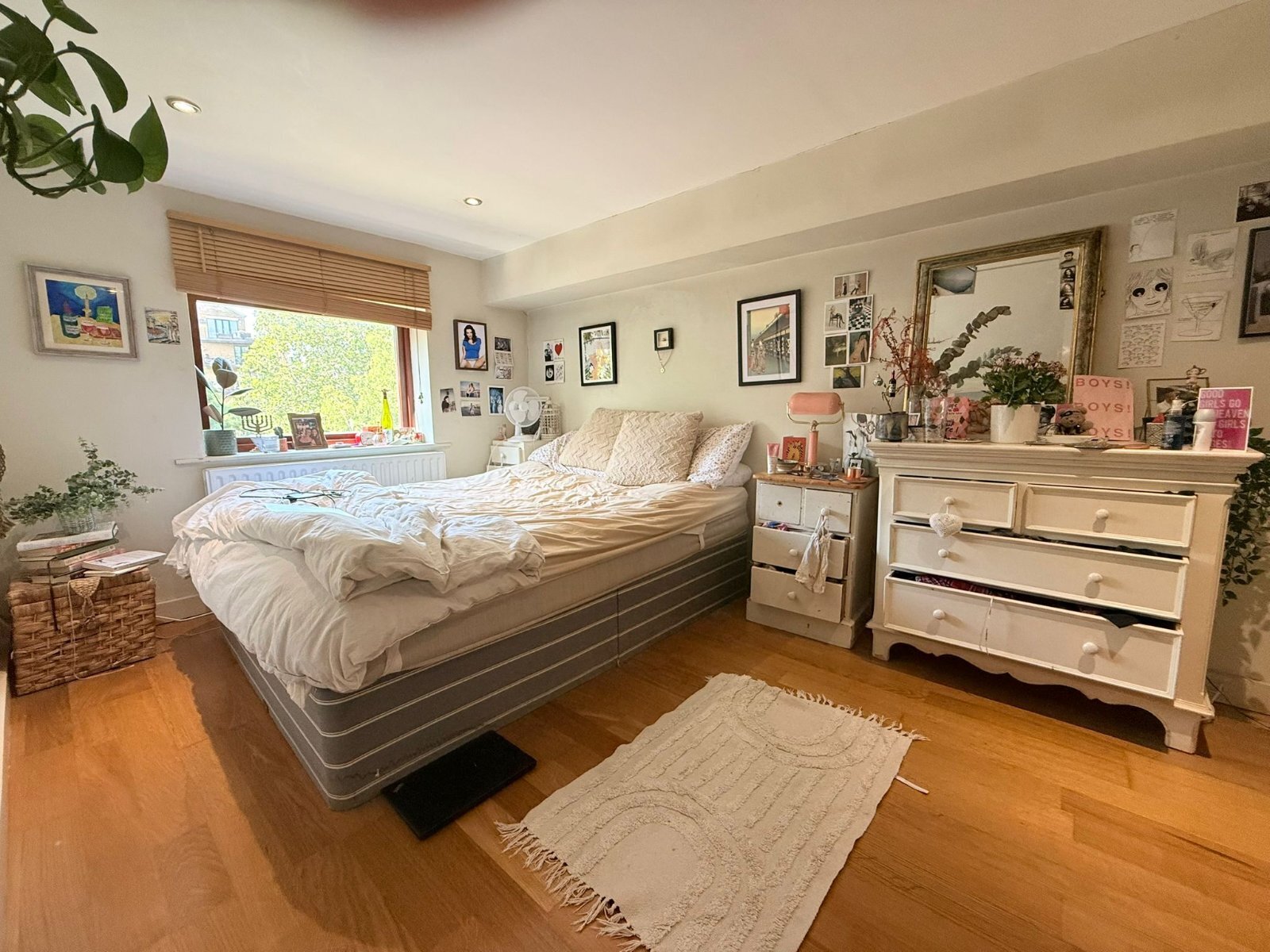 Surrey Quays, London, Greater London, SE16 Image 11