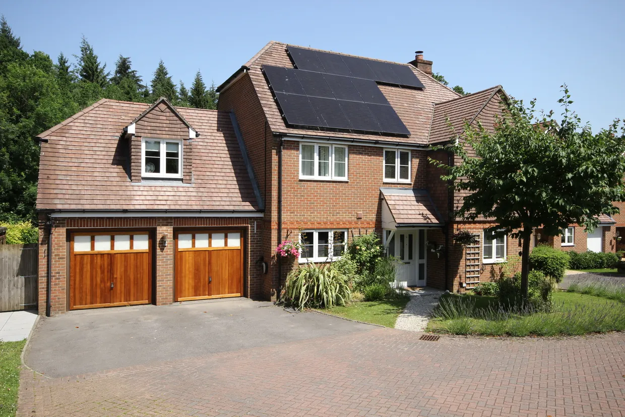 Handyside Place, Four Marks, GU34 photo 1