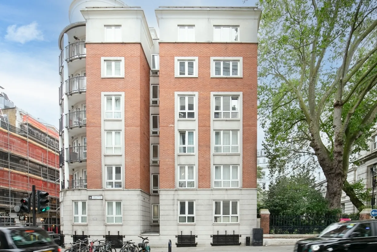 Little Britain London EC1A photo 16