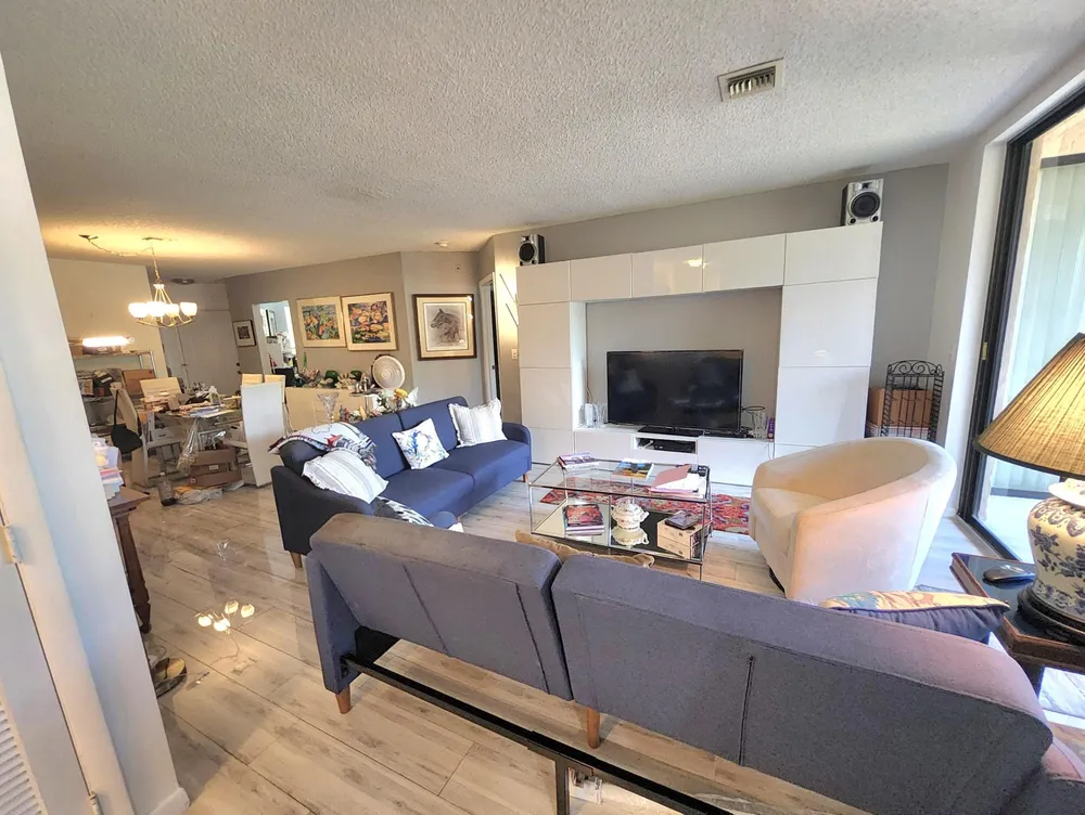4300 NW 30th St, Coconut Creek, FL 33066