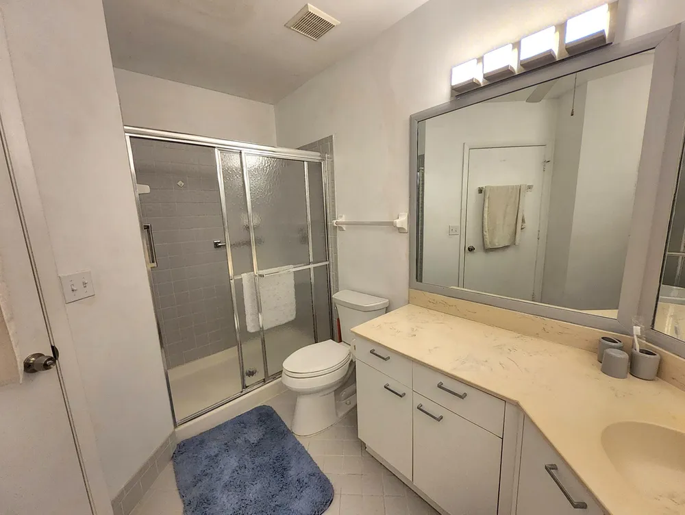 4300 NW 30th St, Coconut Creek, FL 33066