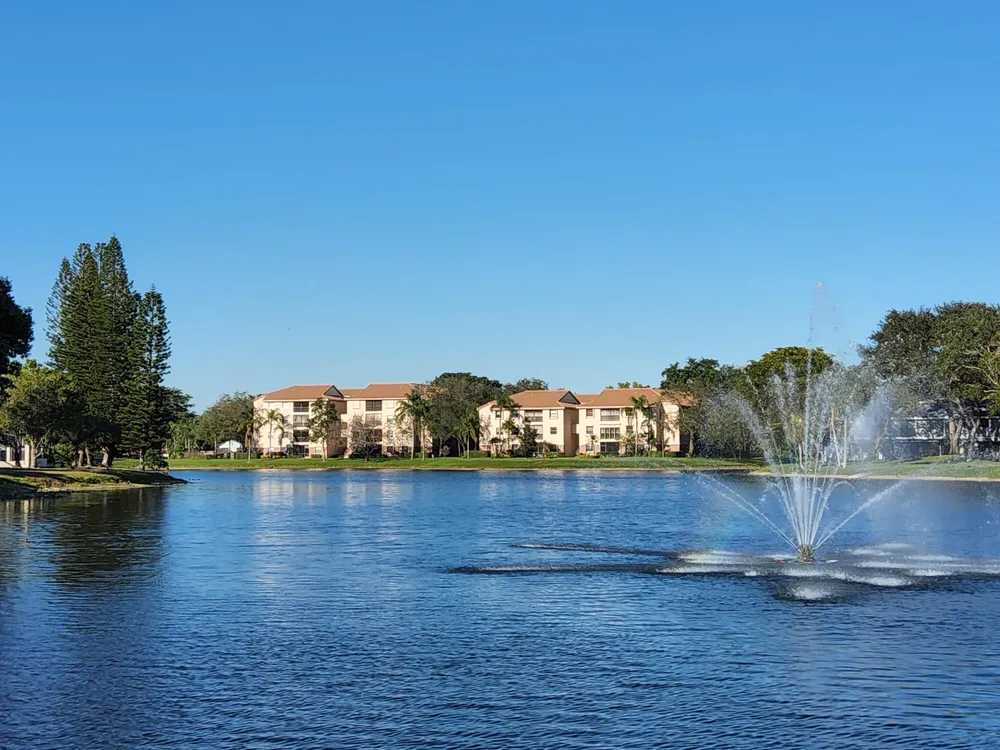 4300 NW 30th St, Coconut Creek, FL 33066