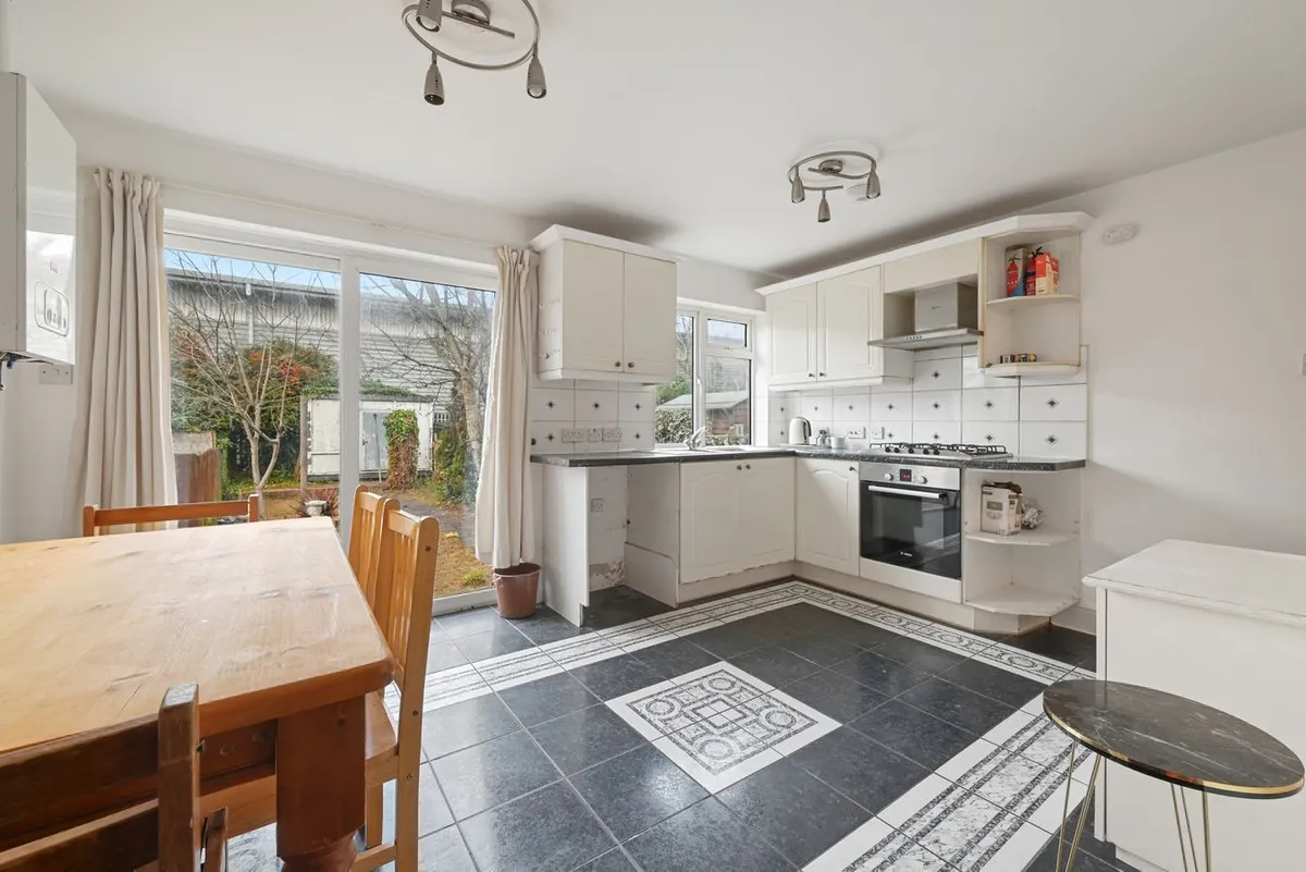 Ballards Road, London, NW2