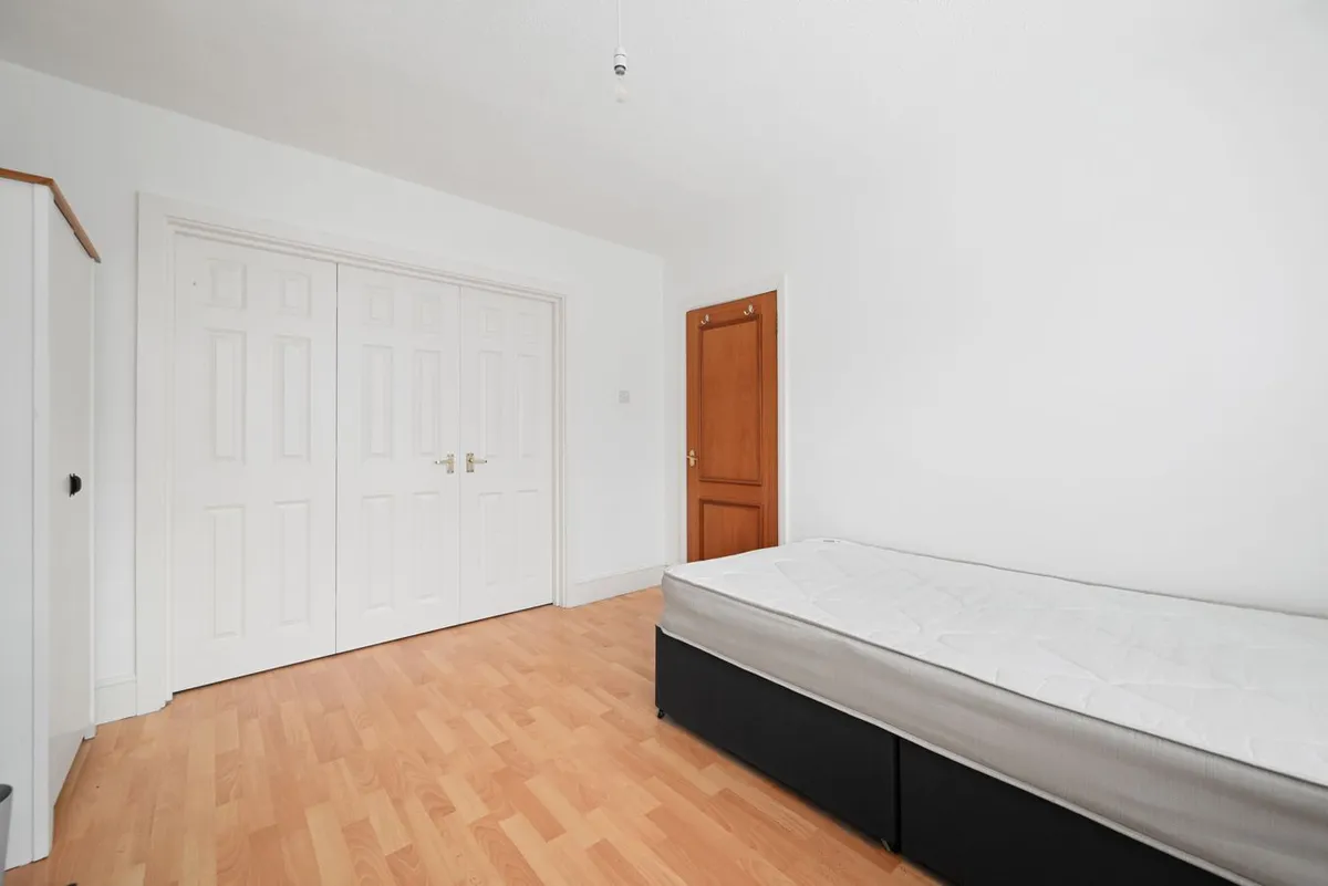 Ballards Road, London, NW2
