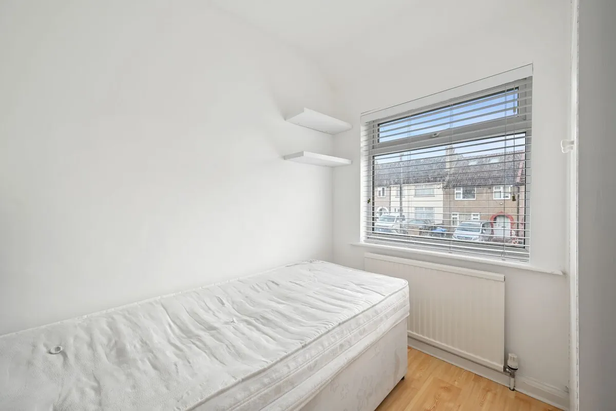 Ballards Road, London, NW2