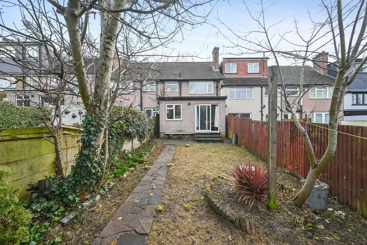 Ballards Road, London, NW2