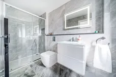 Oatlands Drive Weybridge KT13 photo 8