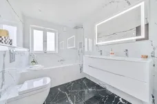 Oatlands Drive Weybridge KT13 photo 18