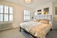 Summers Row, London