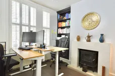 Summers Row, London