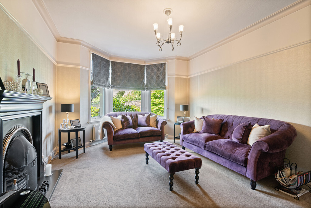 37 Morningside Grove, Morningside, Edinburgh, EH10 5PX Image 3