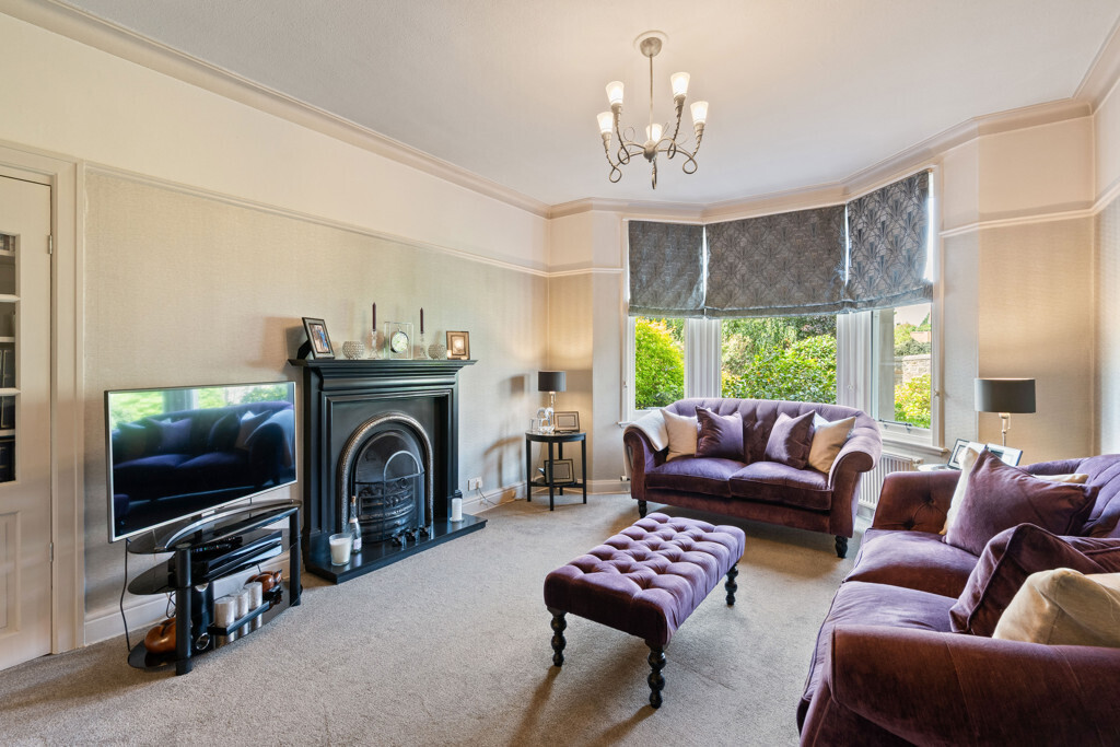 37 Morningside Grove, Morningside, Edinburgh, EH10 5PX Image 4