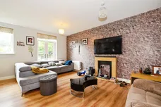 Gibbs Couch, Watford