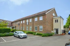 Gibbs Couch, Watford