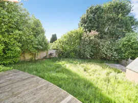 Toller Drive, BRADFORD thumb 2