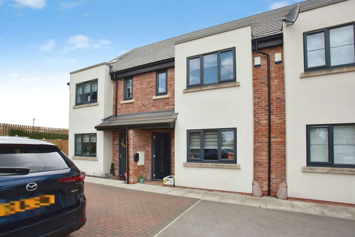 Moorlands Terrace, Ravenfield, Rotherham