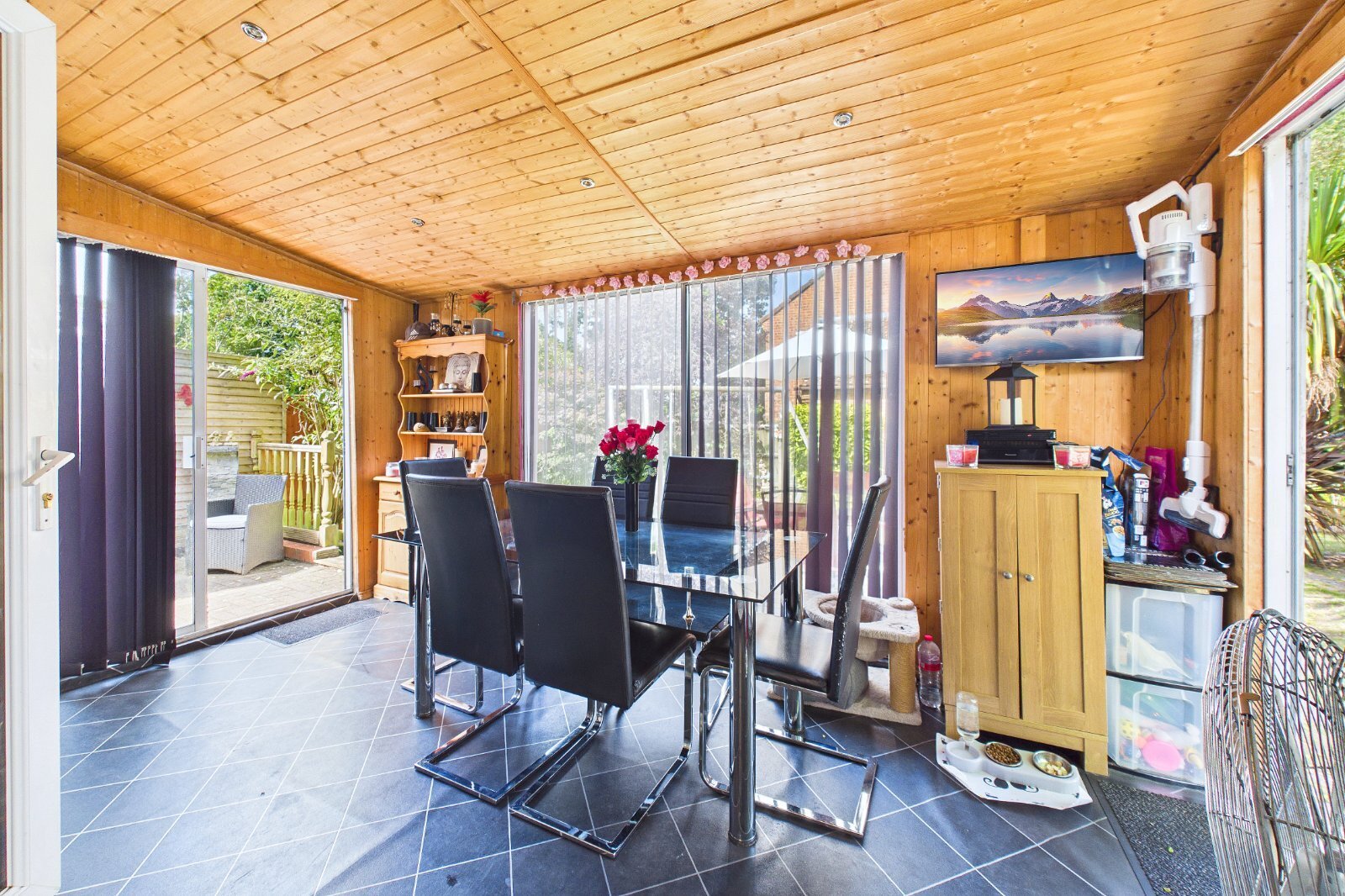 Primrose Gardens, Poole, Dorset, BH17 Image 10