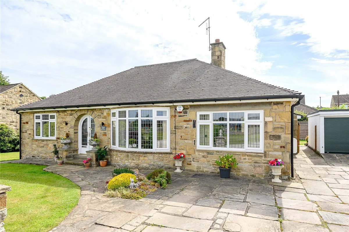 North Grove Road, Wetherby, LS22