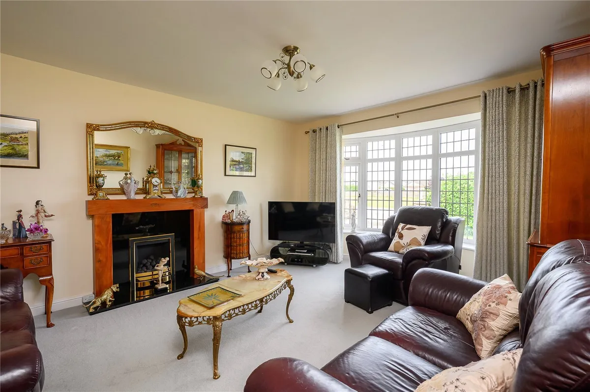 North Grove Road, Wetherby, LS22