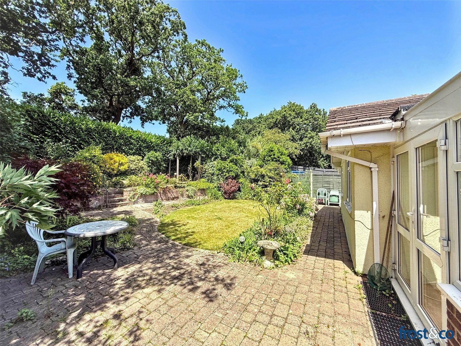 South Western Crescent, Whitecliff, Poole, Dorset, BH14 Image 2