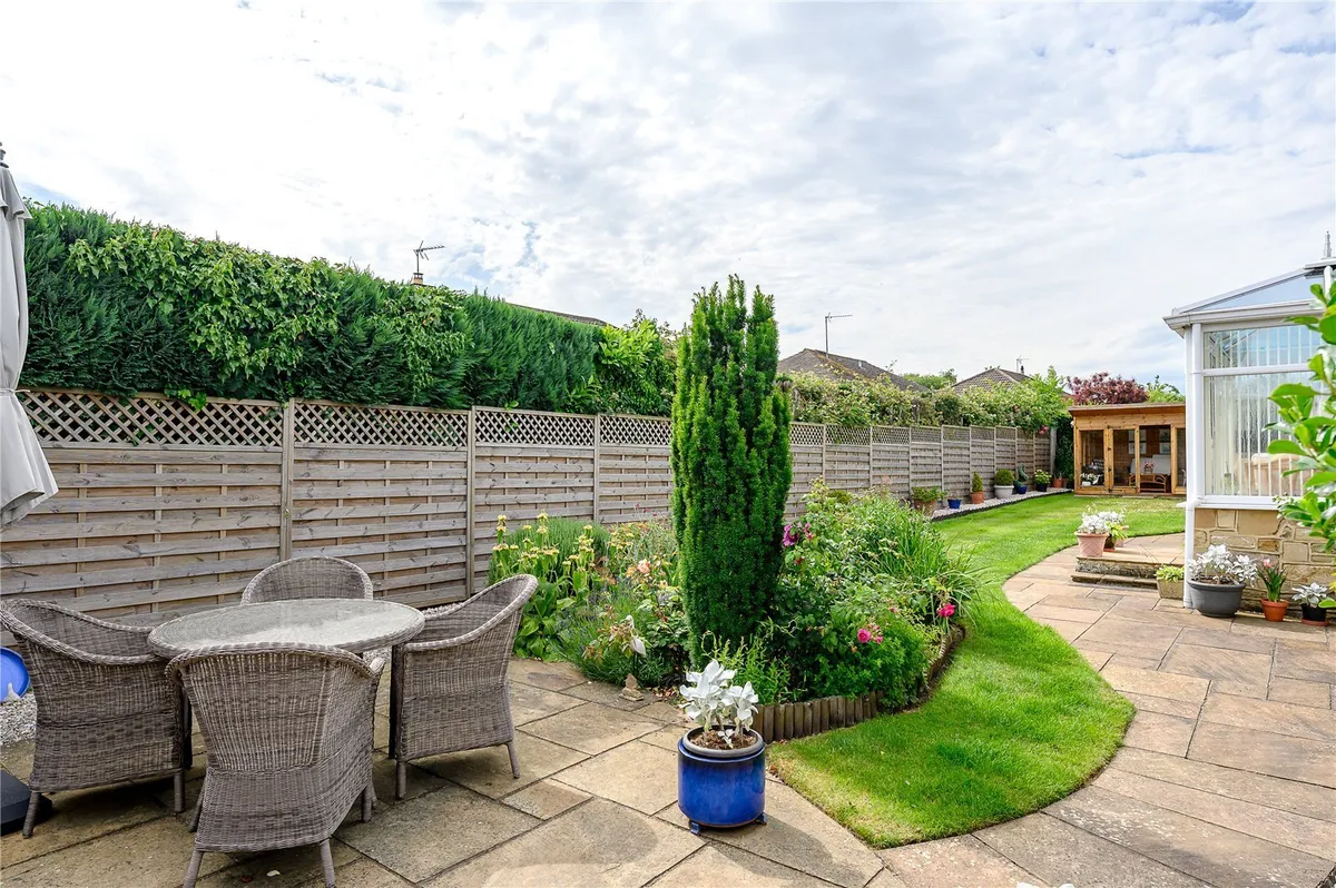 North Grove Road, Wetherby, LS22