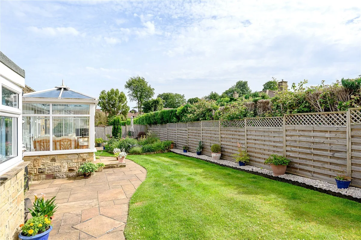 North Grove Road, Wetherby, LS22