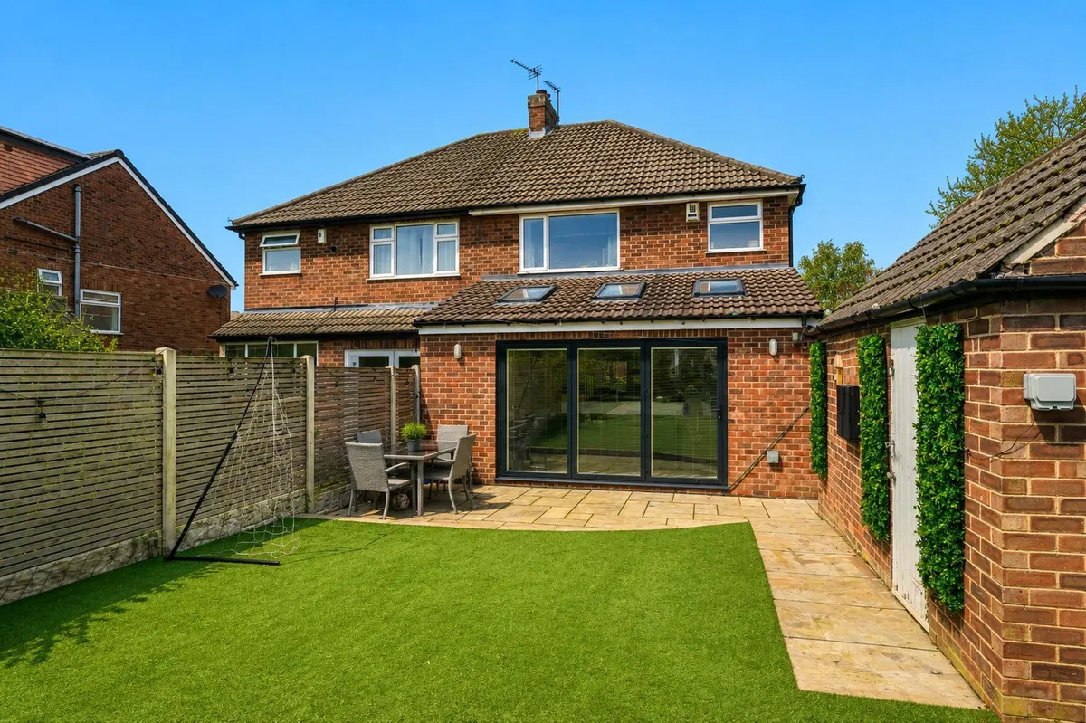 Nursery Grove, Leeds, LS17