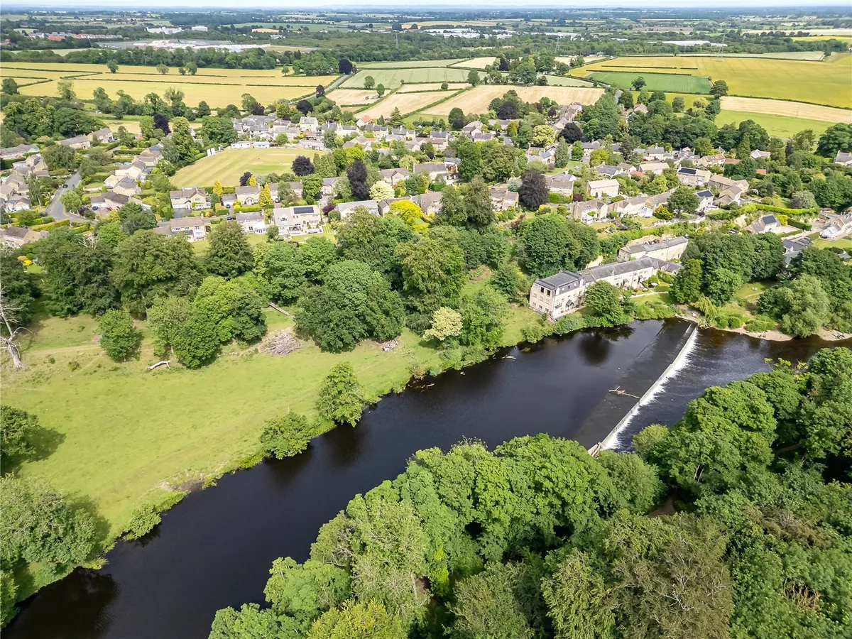 Thorp Arch Park, Thorp Arch, LS23