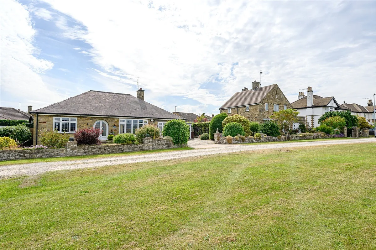 North Grove Road, Wetherby, LS22