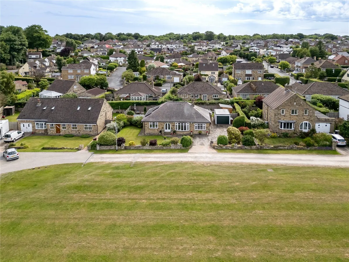 North Grove Road, Wetherby, LS22