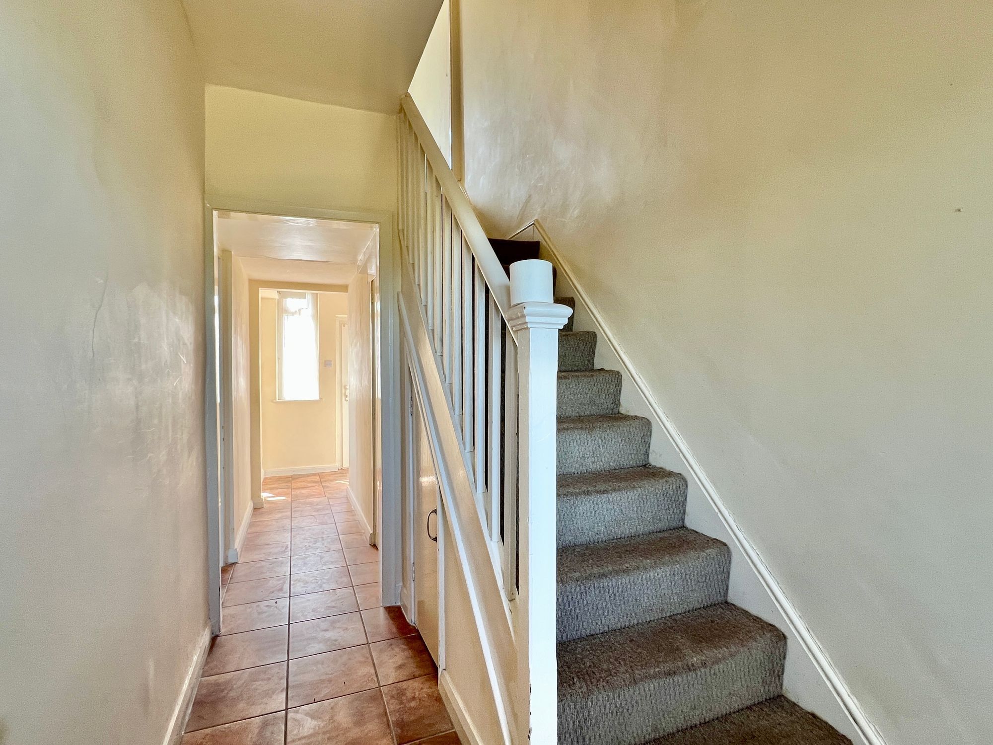 North Villas, Cotford St. Luke - NO onward chain! Image 2
